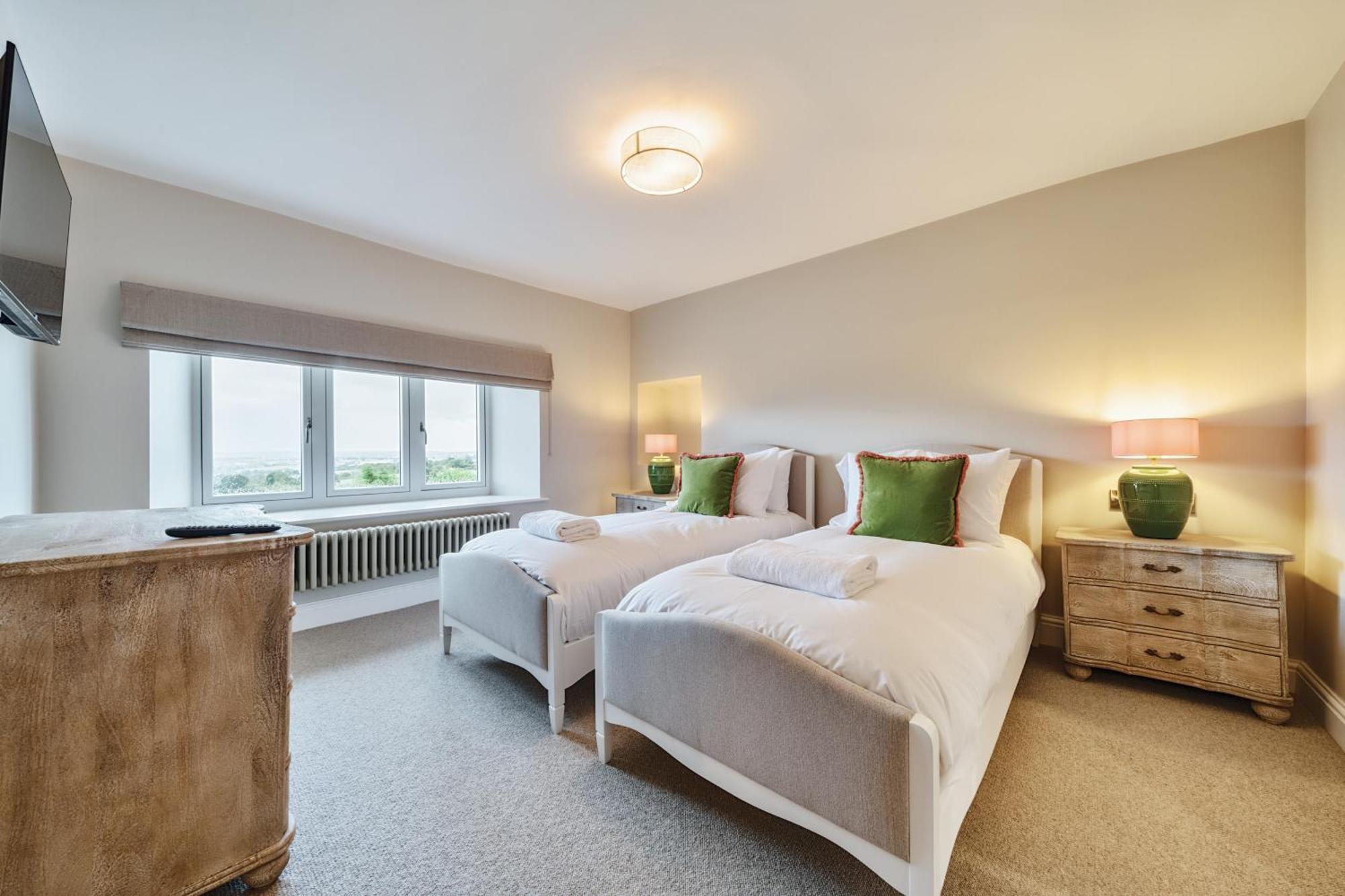 Brand New Listing Wellcroft Farm *